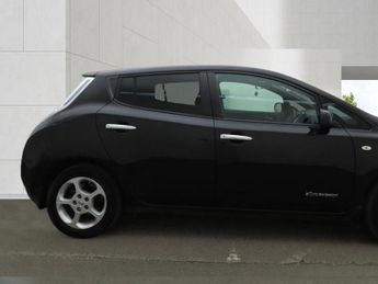 Nissan Leaf 30kWh Acenta Hatchback 5dr Electric Auto (109 bhp)