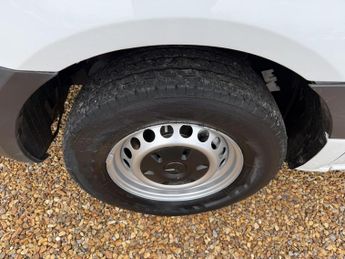 Mercedes-Benz Sprinter 2.1 316 CDI Panel Van 5dr Diesel G-Tronic+ RWD L2 H2 Euro 6 (s/s