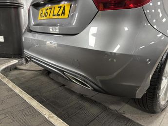 Mercedes-Benz A Class 1.5 A180d Sport (Executive) Hatchback 5dr Diesel 7G-DCT Euro 6 (