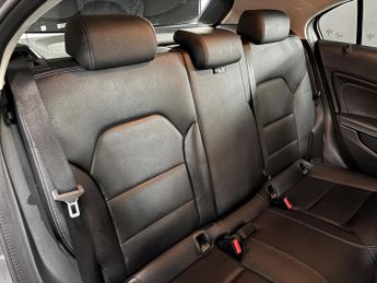 Mercedes-Benz A Class 1.5 A180d Sport (Executive) Hatchback 5dr Diesel 7G-DCT Euro 6 (
