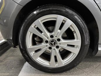 Mercedes-Benz A Class 1.5 A180d Sport (Executive) Hatchback 5dr Diesel 7G-DCT Euro 6 (