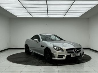Mercedes SLK 1.8 SLK200 BlueEfficiency AMG Sport Convertible 2dr Petrol G-Tro
