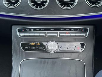 Mercedes-Benz E Class 2.0 E220d AMG Line (Premium) Cabriolet 2dr Diesel G-Tronic+ Euro