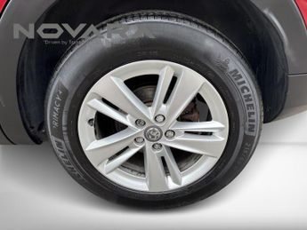 Vauxhall Grandland X 1.2 Turbo GPF SE SUV 5dr Petrol Manual Euro 6 (s/s) (130 ps)