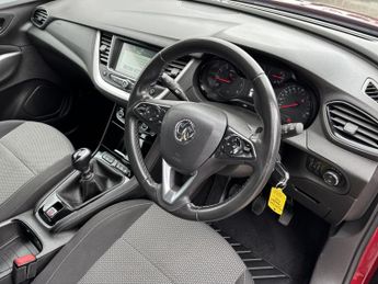 Vauxhall Grandland X 1.2 Turbo GPF SE SUV 5dr Petrol Manual Euro 6 (s/s) (130 ps)