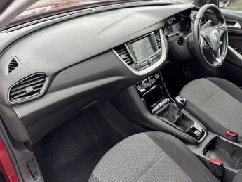 Vauxhall Grandland X 1.2 Turbo GPF SE SUV 5dr Petrol Manual Euro 6 (s/s) (130 ps)