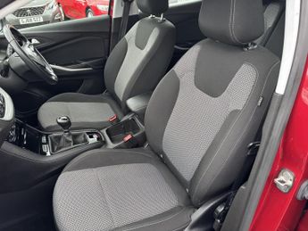Vauxhall Grandland X 1.2 Turbo GPF SE SUV 5dr Petrol Manual Euro 6 (s/s) (130 ps)