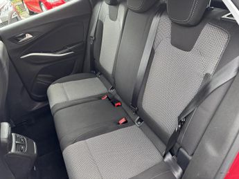 Vauxhall Grandland X 1.2 Turbo GPF SE SUV 5dr Petrol Manual Euro 6 (s/s) (130 ps)