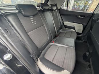 Kia Stonic 1.0 T-GDi 3 SUV 5dr Petrol Manual Euro 6 (s/s) (118 bhp)