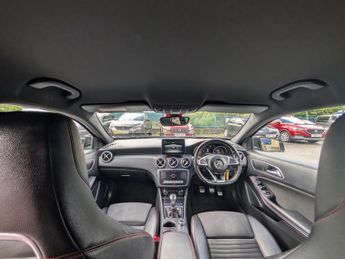 Mercedes-Benz A Class 1.5 A180d AMG Line Hatchback 5dr Diesel Manual Euro 6 (s/s) (109