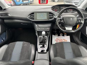 Peugeot 308 1.2 PureTech Tech Edition Hatchback 5dr Petrol Manual Euro 6 (s/