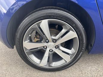 Peugeot 308 1.2 PureTech Tech Edition Hatchback 5dr Petrol Manual Euro 6 (s/