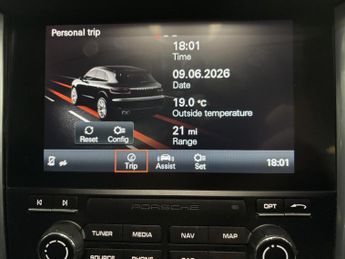 Porsche Macan 3.0 TD V6 S SUV 5dr Diesel PDK 4WD Euro 6 (s/s) (258 ps)