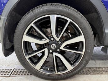 Nissan Qashqai 1.6 dCi Tekna SUV 5dr Diesel XTRON 2WD Euro 6 (s/s) (130 ps)