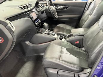 Nissan Qashqai 1.6 dCi Tekna SUV 5dr Diesel XTRON 2WD Euro 6 (s/s) (130 ps)