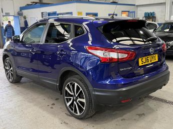 Nissan Qashqai 1.6 dCi Tekna SUV 5dr Diesel XTRON 2WD Euro 6 (s/s) (130 ps)