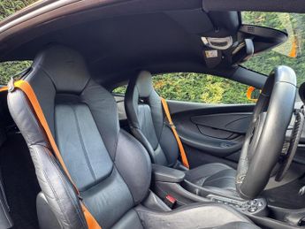 McLaren 570S 3.8T V8 Coupe 2dr Petrol SSG Euro 6 (s/s) (570 ps)
