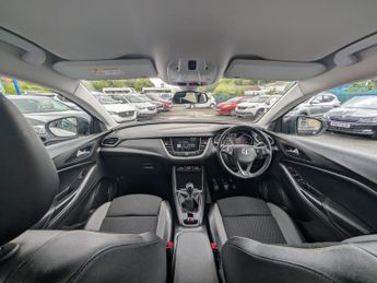 Vauxhall Grandland X 1.2 Turbo GPF Sport Nav SUV 5dr Petrol Manual Euro 6 (s/s) (130 