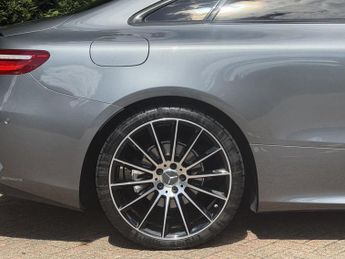 Mercedes-Benz E Class 2.0 E220d AMG Line (Premium) Coupe 2dr Diesel G-Tronic+ Euro 6 (