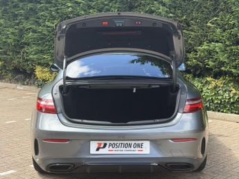 Mercedes-Benz E Class 2.0 E220d AMG Line (Premium) Coupe 2dr Diesel G-Tronic+ Euro 6 (