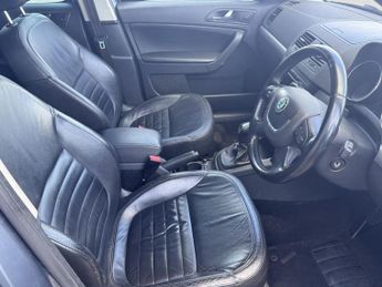 Skoda Yeti 2.0 TDI Elegance SUV 5dr Diesel Manual 4WD Euro 5 (170 ps)