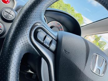Honda Jazz 1.4 i-VTEC ES Plus Hatchback 5dr Petrol CVT Euro 5 (99 ps)