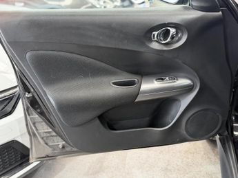 Nissan Juke 1.6 Acenta SUV 5dr Petrol Manual Euro 5 (117 ps)