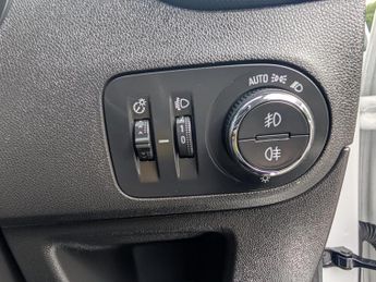 Vauxhall Crossland X 1.2 Turbo GPF Elite SUV 5dr Petrol Manual Euro 6 (s/s) (130 ps)