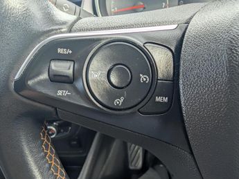 Vauxhall Crossland X 1.2 Turbo GPF Elite SUV 5dr Petrol Manual Euro 6 (s/s) (130 ps)