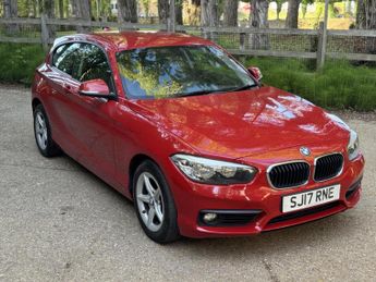 BMW 1 Series 1.5 118i SE Hatchback 3dr Petrol Auto Euro 6 (s/s) (136 ps)