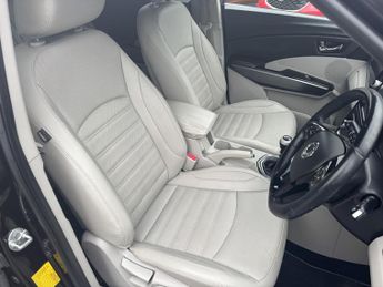 SsangYong Tivoli 1.5P Ultimate Nav SUV 5dr Petrol Manual Euro 6 (s/s) (163 ps)