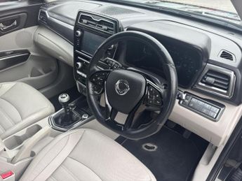 SsangYong Tivoli 1.5P Ultimate Nav SUV 5dr Petrol Manual Euro 6 (s/s) (163 ps)