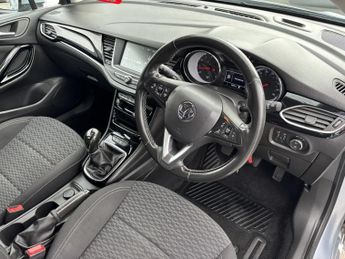 Vauxhall Astra 1.4i Turbo SRi Hatchback 5dr Petrol Manual Euro 6 (150 ps)