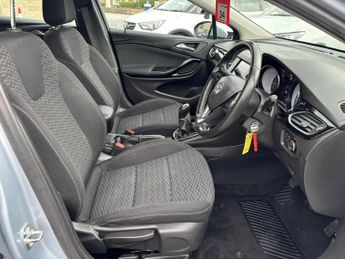 Vauxhall Astra 1.4i Turbo SRi Hatchback 5dr Petrol Manual Euro 6 (150 ps)