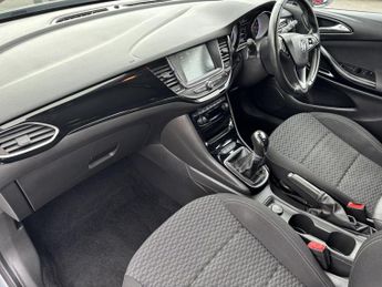 Vauxhall Astra 1.4i Turbo SRi Hatchback 5dr Petrol Manual Euro 6 (150 ps)