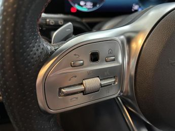 Mercedes-Benz EQA EQA 250 66.5kWh AMG Line SUV 5dr Electric Auto (190 ps)