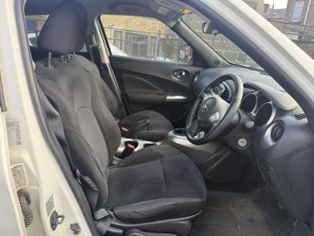 Nissan Juke 1.6 Acenta SUV 5dr Petrol Manual Euro 5 (117 ps)