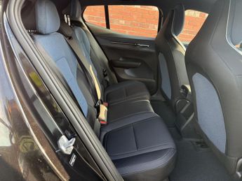 Volvo EX30 Twin Performance 69kWh Plus SUV 5dr Electric Auto AWD (428 ps)