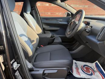 Volvo EX30 Twin Performance 69kWh Plus SUV 5dr Electric Auto AWD (428 ps)