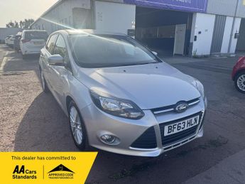 Ford Focus 1.6 Zetec Hatchback 5dr Petrol Manual Euro 5 (105 ps)