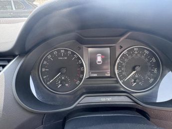 Skoda Octavia 2.0 TDI Elegance Estate 5dr Diesel DSG Euro 5 (s/s) (150 ps)
