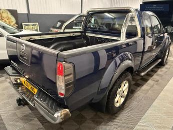 Nissan Navara 2.5 dCi Acenta King Cab Pickup 4WD Euro 4 4dr