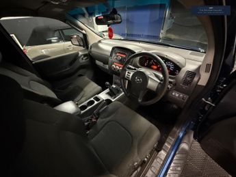Nissan Navara 2.5 dCi Acenta King Cab Pickup 4WD Euro 4 4dr