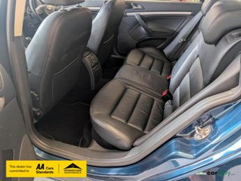 Skoda Octavia 2.0 TDI Elegance Estate 5dr Diesel Manual Euro 5 (140 ps)