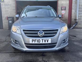 Volkswagen Tiguan 2.0 TDI R-Line SUV 5dr Diesel Auto 4WD Euro 5 (140 ps)