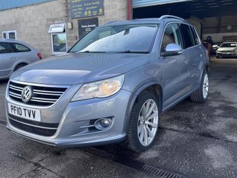 Volkswagen Tiguan 2.0 TDI R-Line SUV 5dr Diesel Auto 4WD Euro 5 (140 ps)