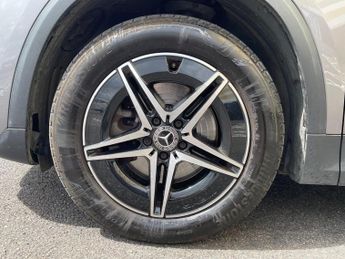 Mercedes-Benz EQA EQA 250 66.5kWh AMG Line SUV 5dr Electric Auto (190 ps)
