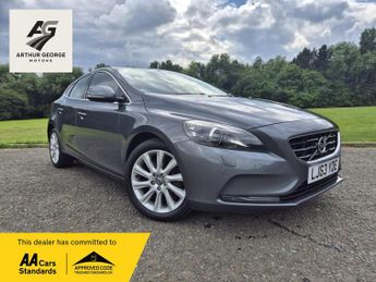 Volvo V40 2.0 D3 SE Lux Nav Hatchback 5dr Diesel Geartronic Euro 5 (s/s) (