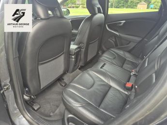 Volvo V40 2.0 D3 SE Lux Nav Hatchback 5dr Diesel Geartronic Euro 5 (s/s) (