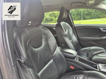 Volvo V40 2.0 D3 SE Lux Nav Hatchback 5dr Diesel Geartronic Euro 5 (s/s) (